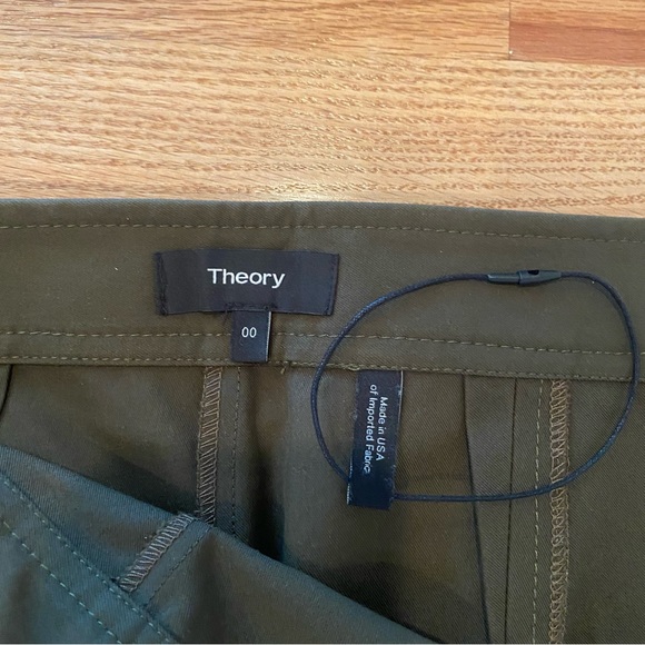 Theory Approach Pant in Juniper Green - Picture 6 of 7